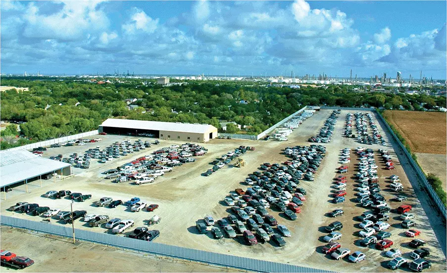 Corpus Christi Yard